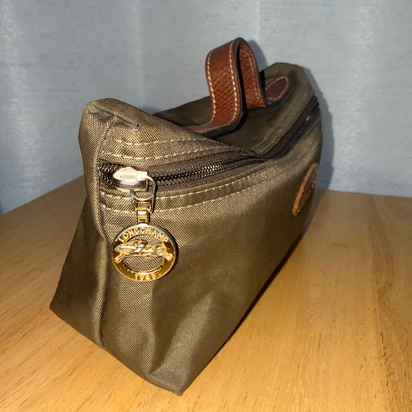 Longchamp Tan Nylon Cosmetic Bag – Leather Handle - Picture 2 of 5